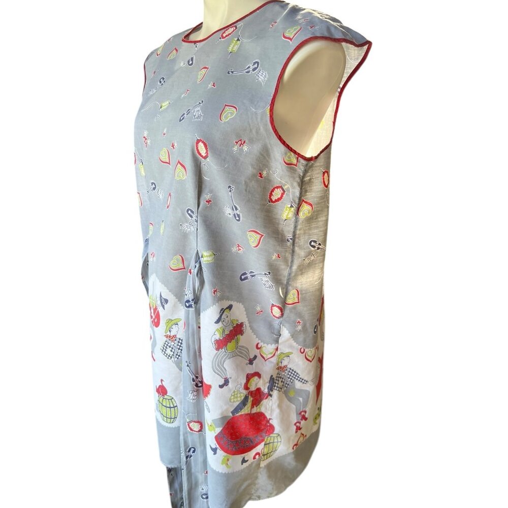 950s Cotton Apron With Folk Art Italian Style Dance Music Print  Red Trim VTG - Picture 5 of 16
